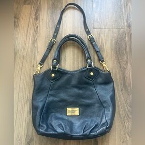 MARC by MARC JACOBS Classic Q Fran Leather Purse Black Leather Gold Hardware